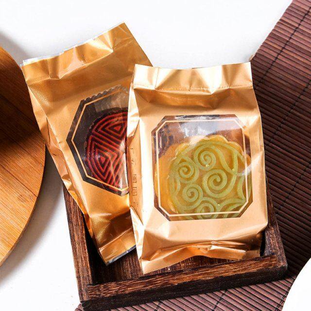 100 pcs golden hollow moon cake bags 50g/80g/100g plastic co