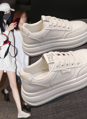 厚底小白鞋女2025新款松糕春秋女鞋运动透气学生休闲软底增高板鞋