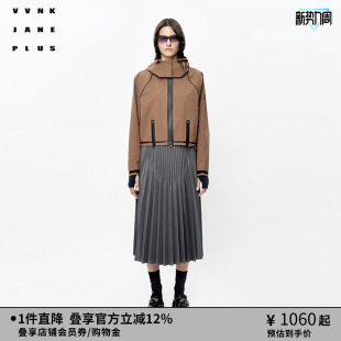 户外运动级面料 PLUS 连帽简约短夹克女J340360025C JANE VVNK