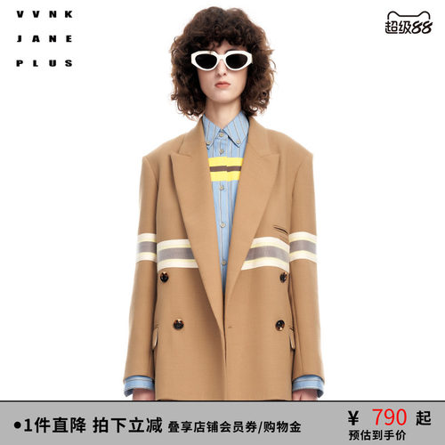 VVNKJANEPLUS西装外套