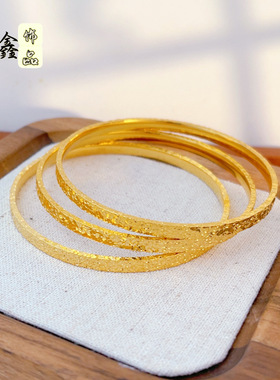 网红款三面碎冰纹手镯手环 高级感镀k金保色爆闪设计感碎冰冰手镯