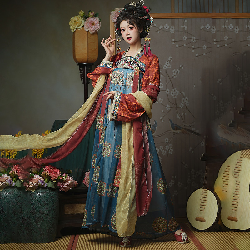 花小衣2024年春季聚酯纤维图片