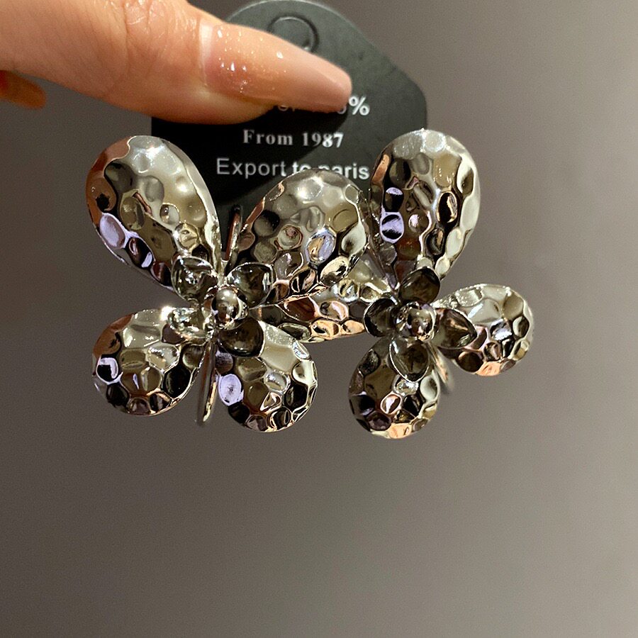 欧美立体肌理感花朵夸张耳钉新款爆款超大独特耳环轻奢高级感耳饰