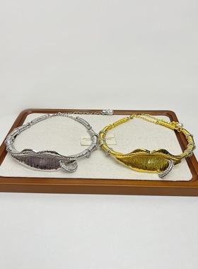 欧美高级感重工嘴唇纹理闪钻项圈轻奢时髦晚宴项链走秀款配饰02