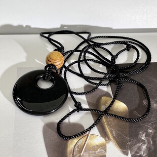 新中式黑色平安扣木珠黑绳项链长款吊坠设计高级感配饰女35毛衣链