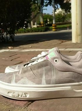 外贸鞋 库存鞋原单 滑板鞋帆布女运动小瑕疵灰色减震鞋垫36+36.5