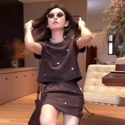 短袖圆领上衣高腰短裙半身裙重工装饰套装两件套女2025夏季新款