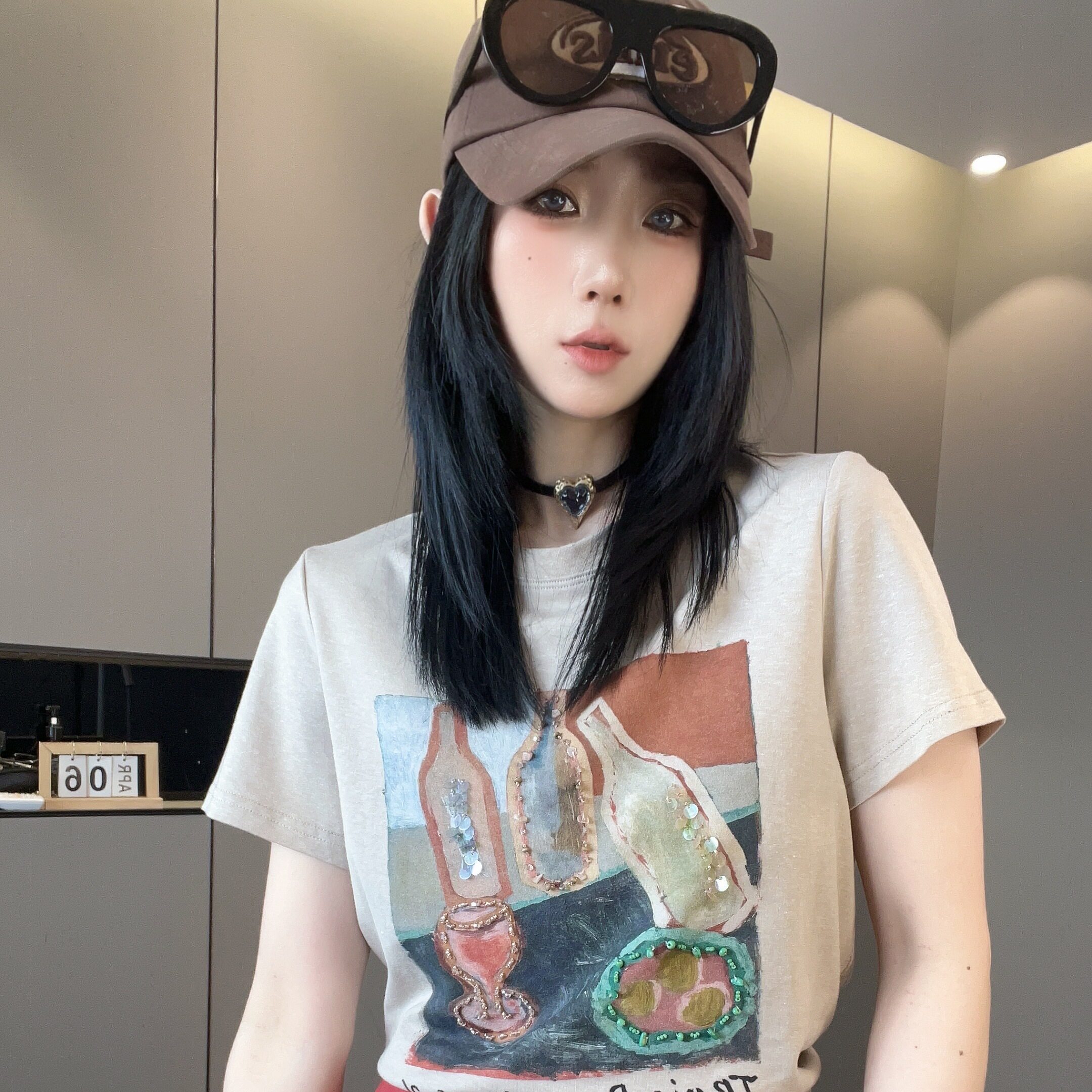 短袖T恤女2026早秋新款撞色拼接瓶子印花打底衫圆领套头半袖上衣