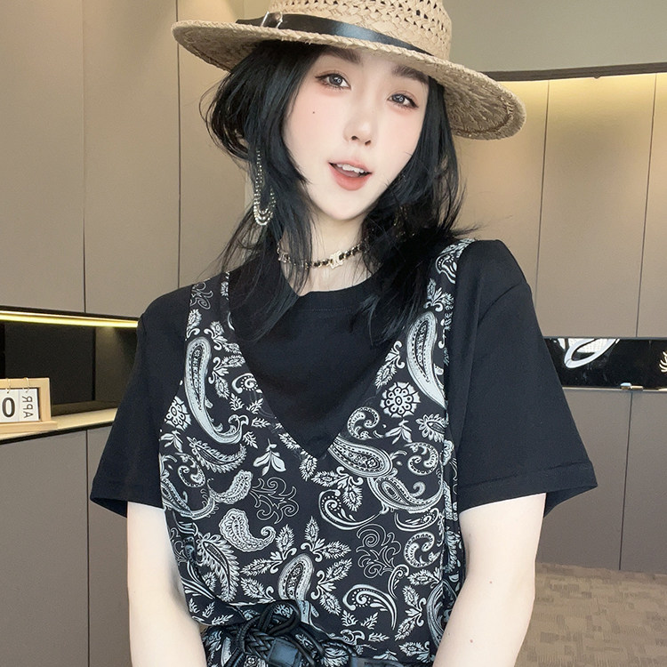 短袖连衣裙女2026夏季新款拼接假两件收腰圆领长裙不规则下摆裙子