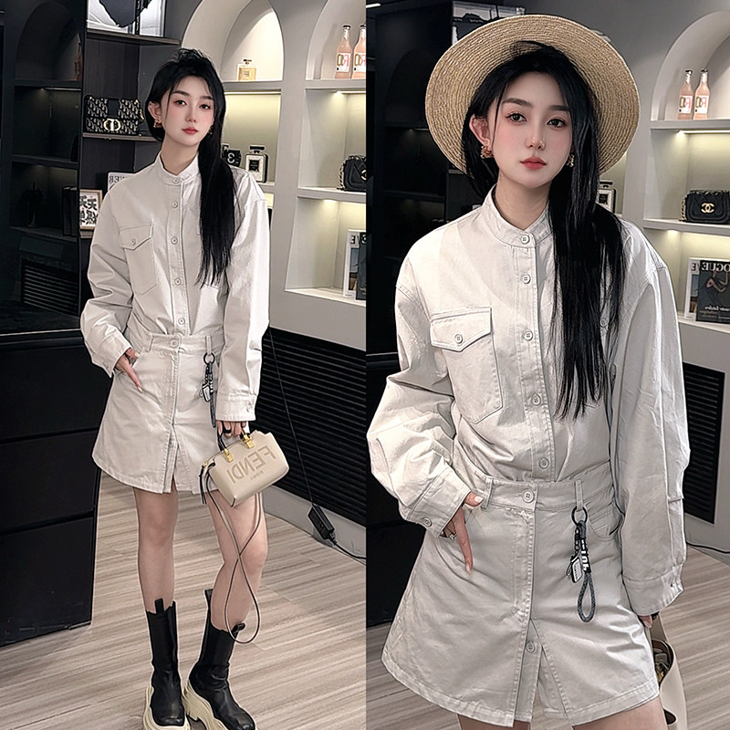 连衣裙女2026春季新款工装风纯色长袖单排扣短裙时尚百搭高腰裙子