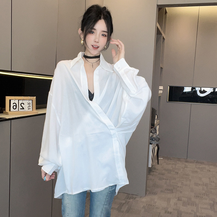 衬衫女2026春季新款欧洲站设计感纯色中长款薄款衬衣宽松翻领上衣