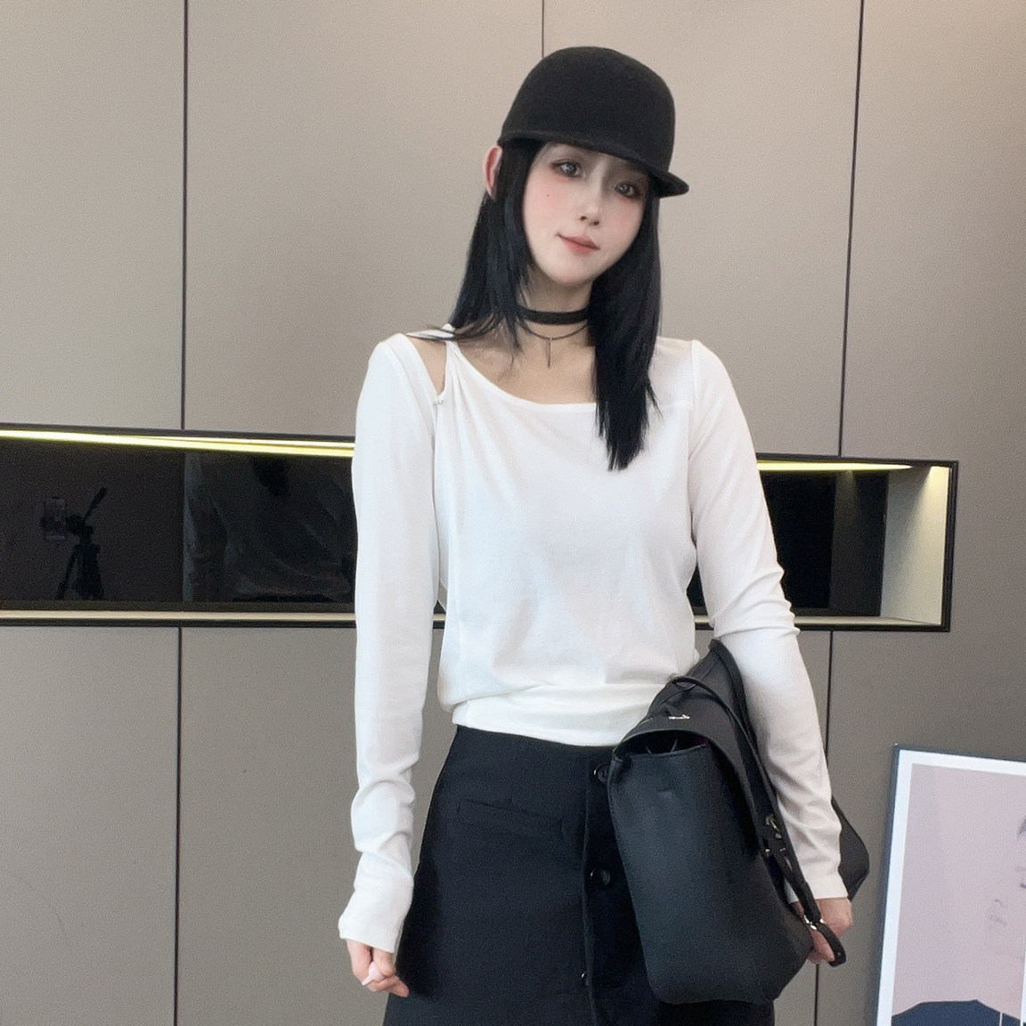 长袖T恤女2026秋季新款女装纯色修身显瘦露肩打底衫简约百搭上衣