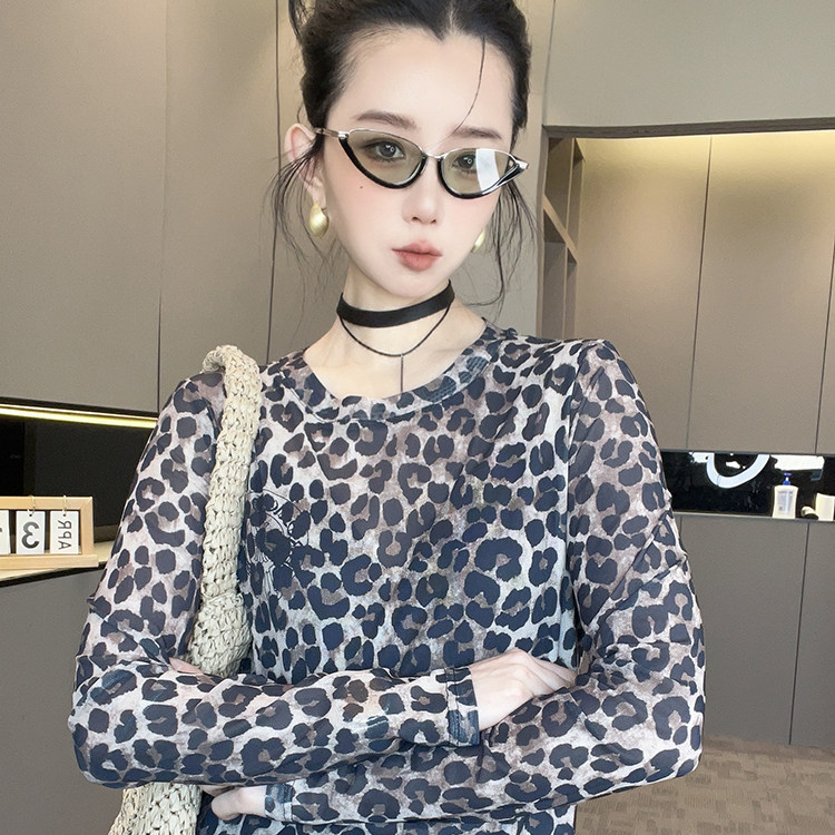 豹纹T恤女2026春季新款欧洲站设计感撞色拼接圆领打底衫长袖上衣