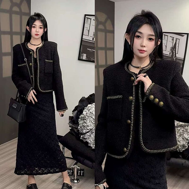 环保绒外套女2025冬季新款法式复古小香风口袋单排扣圆领长袖上衣