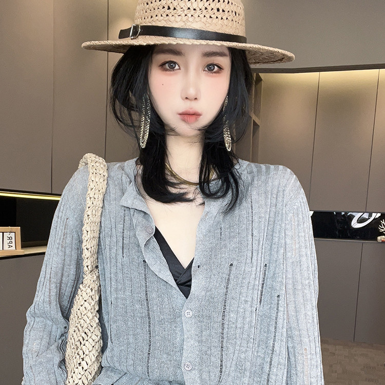 长袖镂空针织衫女2026春季新款欧洲站时尚纯色圆领单排扣开衫上衣