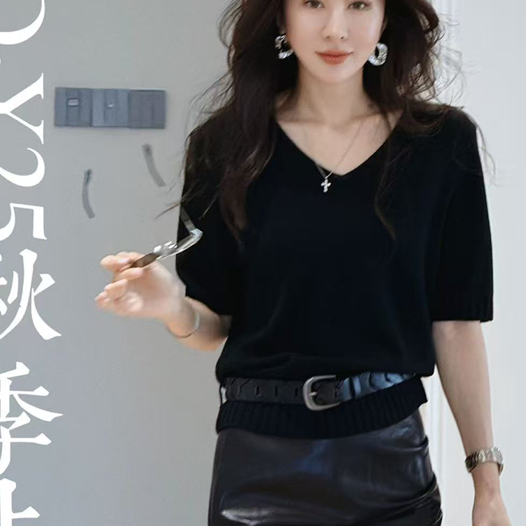 毛衣女2025秋季新款欧洲站设计感纯色腰带收腰V领针织衫短袖上衣