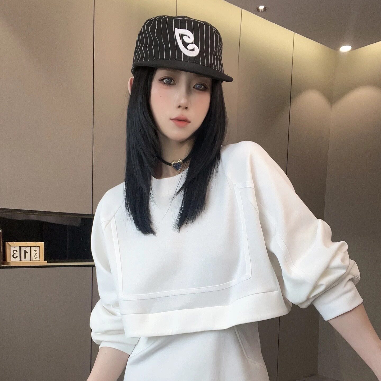 长袖连衣裙女2026秋季新款设计感减龄拼接假两件收腰显瘦时尚裙子
