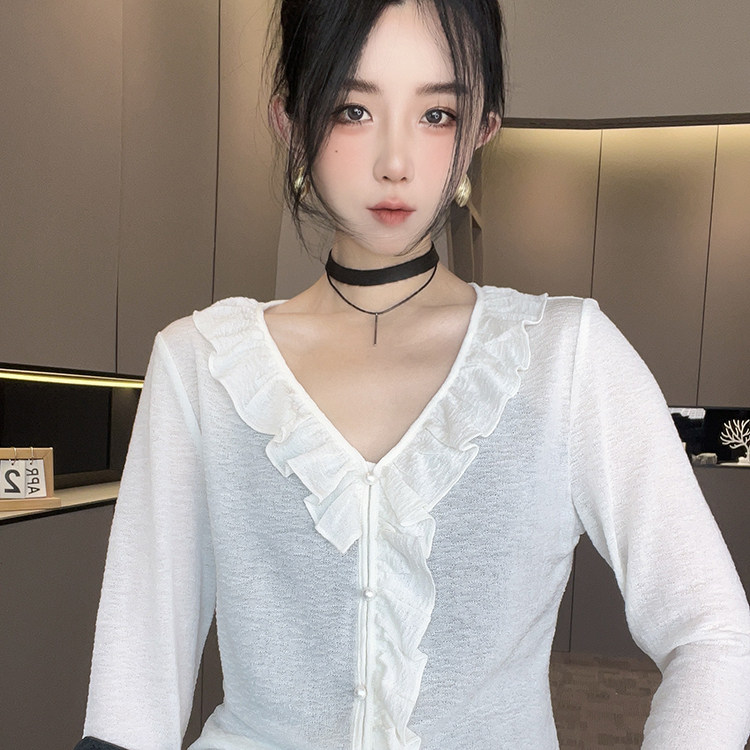 长袖T恤女2026春季新款时尚气质减龄纯色拼接木耳边打底衫V领上衣