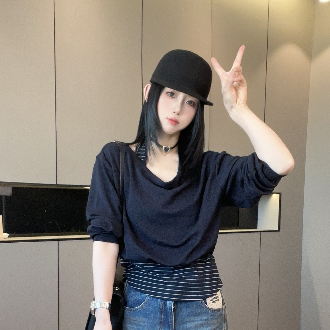 T恤女2026秋季新款撞色拼接假两件条纹收腰显瘦打底衫百搭上衣
