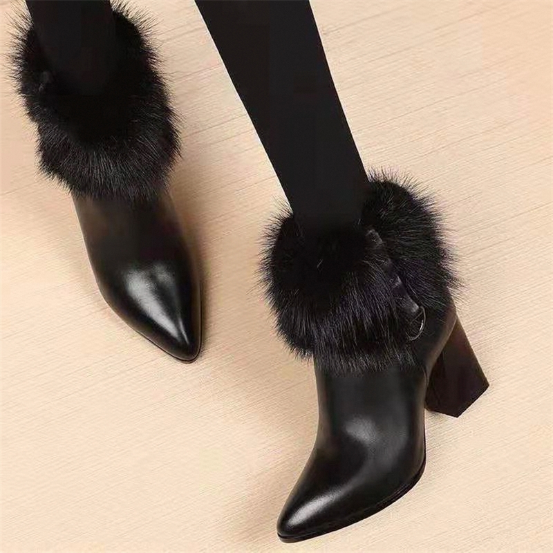 真兔毛加绒短靴女冬百搭中跟马丁靴女粗跟高跟鞋加绒棉鞋大码4142