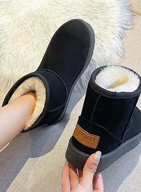 2026加绒雪地靴保暖靴子防滑防水皮面学生加厚短筒新款女冬季棉鞋