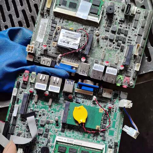 可维修工控主控板，cpu SR3V5，实物拍摄议价