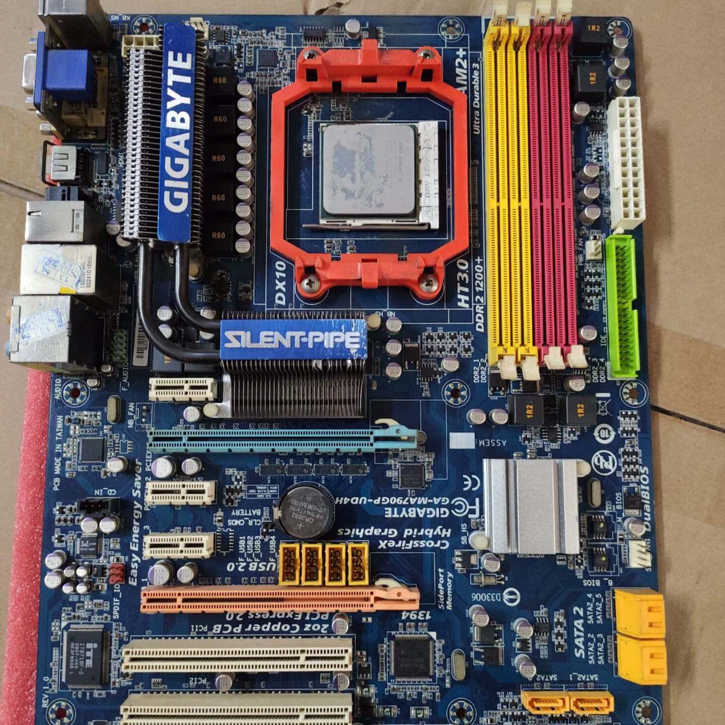 可维修技嘉主板GA-MA790其它元器件