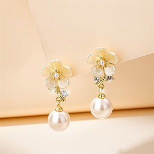 爆款 纯银珍珠耳饰女耳钉独特耳环2024新款 高级感轻奢冷淡风耳坠