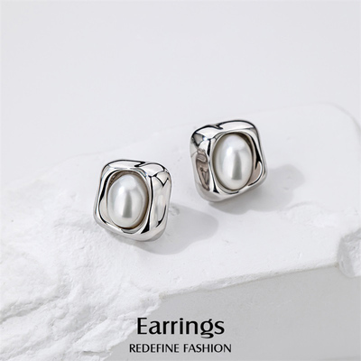 气质珍珠耳饰女2023年新款小众