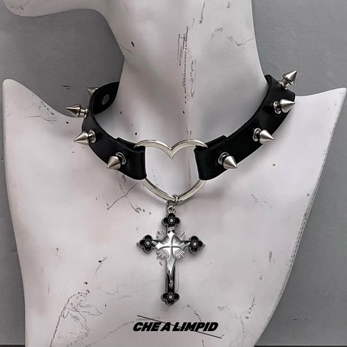 铆钉十字架朋克设计项圈女