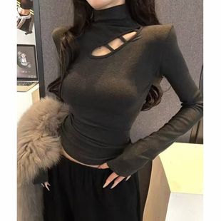 十三行2025秋冬磨毛绒新款 设计感小心机镂空性感半高领T恤上衣女