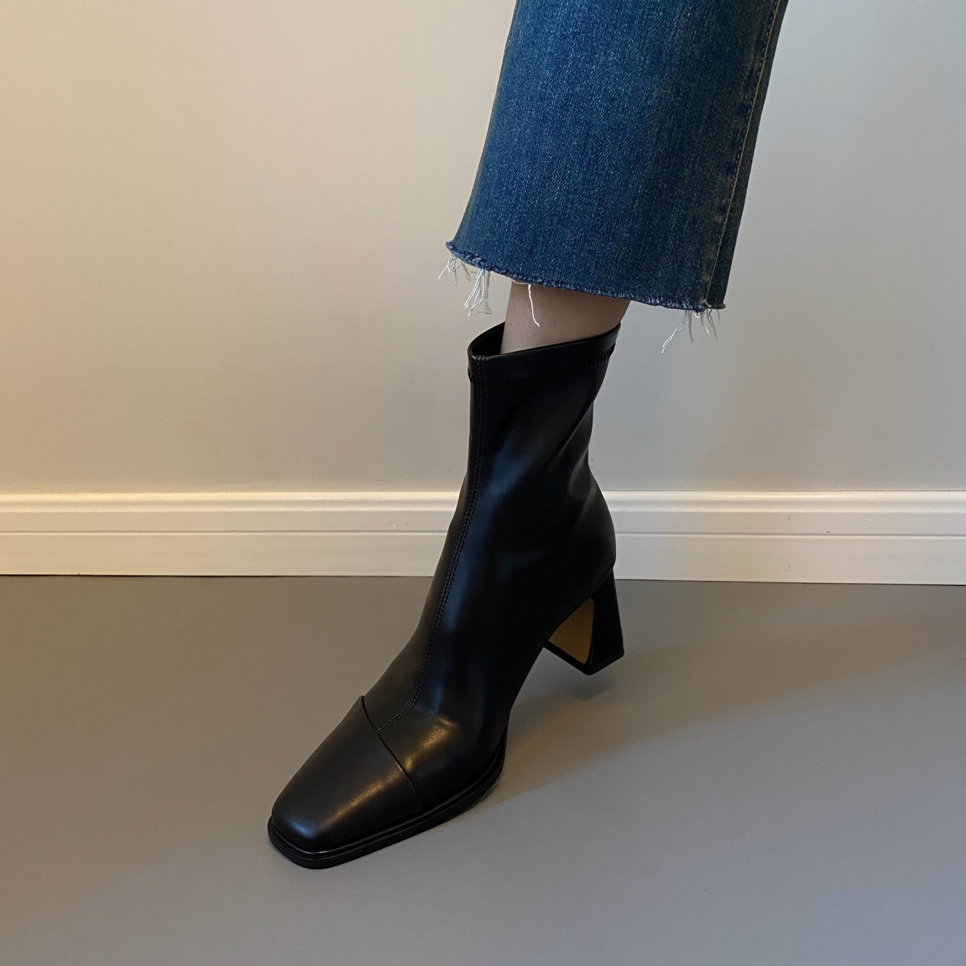 羊皮版~法式高跟瘦瘦靴女粗跟靴