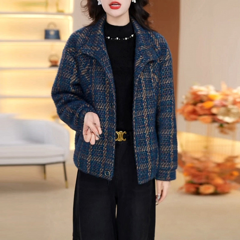 贵妃绒加厚短款外套女2025秋冬季新款时尚修身轻奢显瘦小个子上衣