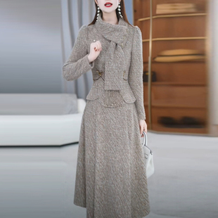 显瘦两件套连衣裙子 高级修身 雪花绒保暖加厚打底裙2025秋冬季 新款