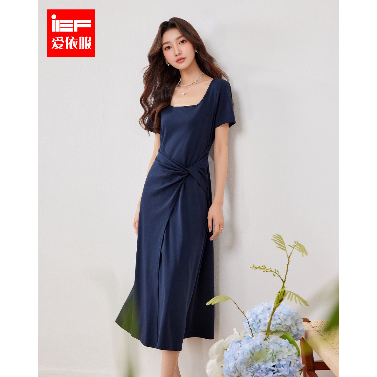 IEF/爱依服裙子2026夏季新款韩版通勤气质感女人味修身连衣中裙图片