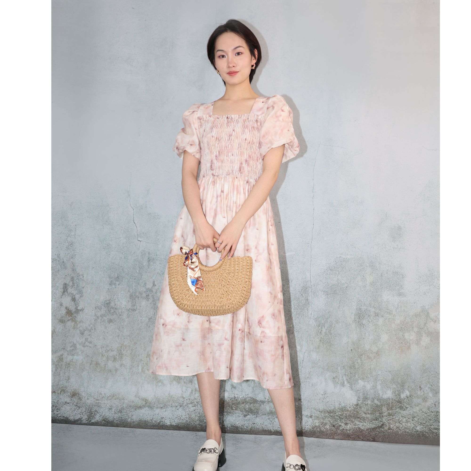 欧洲站法式温柔风初恋约会连衣裙女2024夏季短袖雪纺粉色碎花长裙