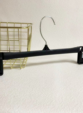 6004CG裤架外贸出口成人款大号裤夹外贸出口黑色塑料裙架hangers