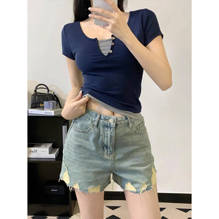 修身 MosesQueen魔西女王美式 大圓領(lǐng)正肩短袖 T恤女2025新款 上衣