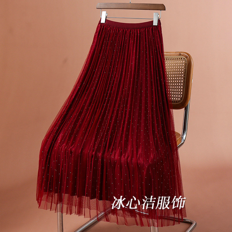 红色高级感亮闪闪烫钻半身裙2025夏季新款高腰显瘦中长款百褶裙子