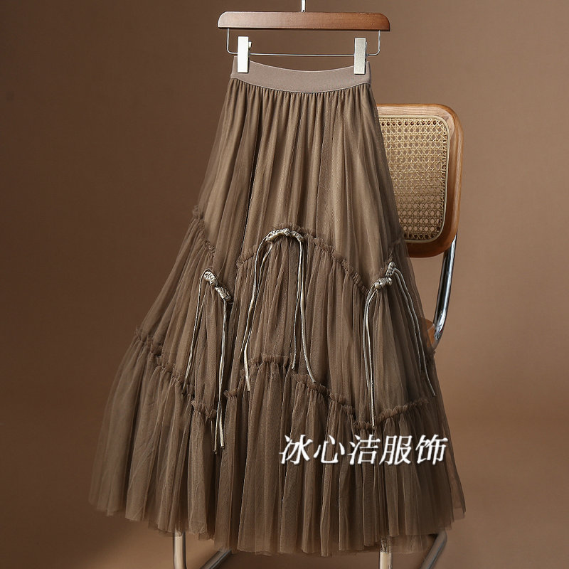 春季盘扣装饰网纱大摆女2025新款蓬蓬纱裙伞裙半裙