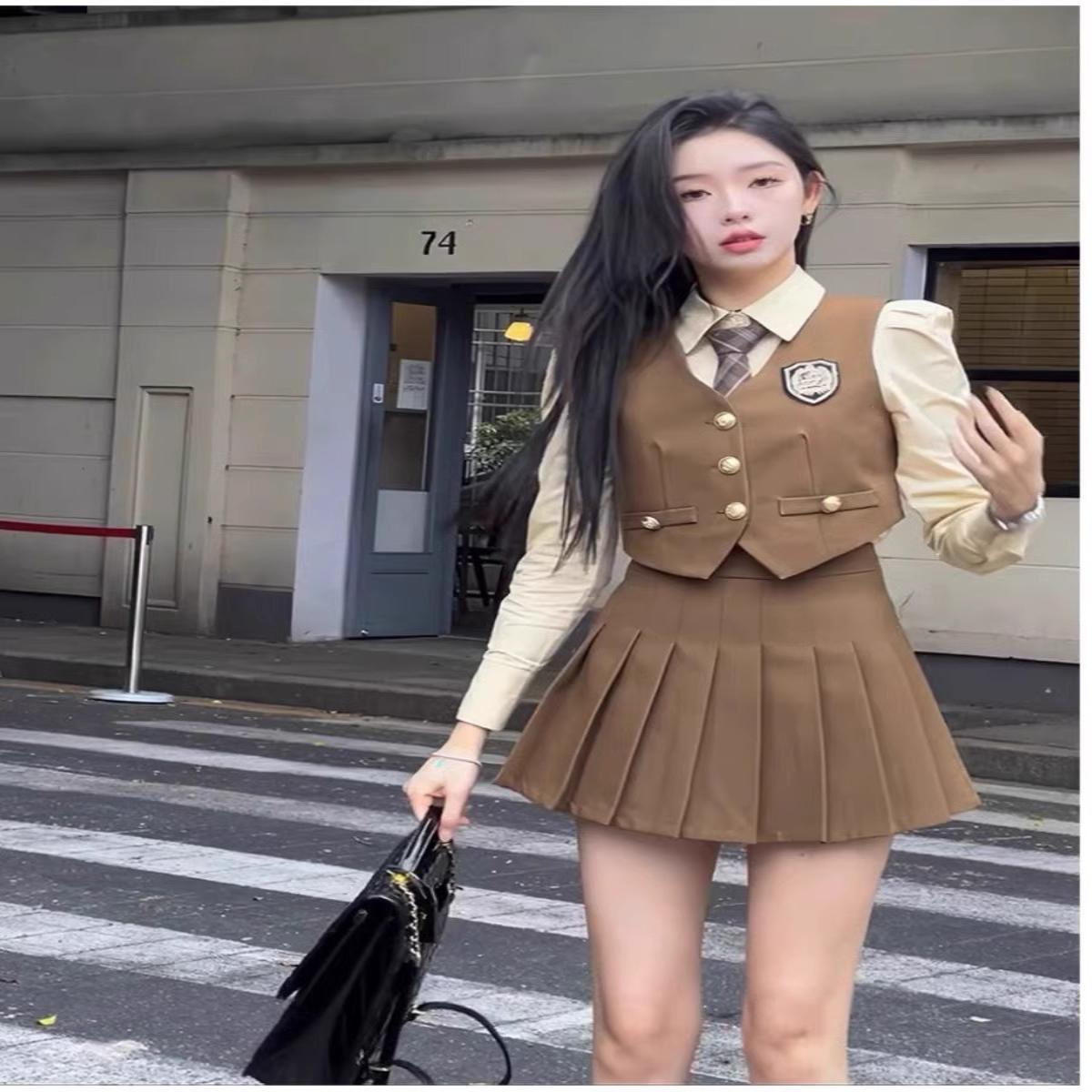 韩剧学院风套装女秋季小个子英伦西装马甲衬衫百褶裙jk制服三件套