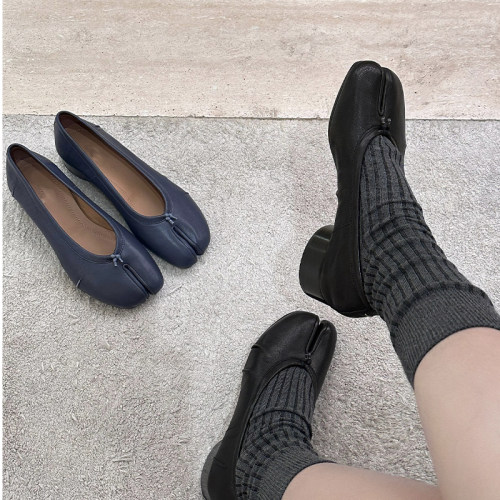 顶版褶皱分趾鞋女 2025春新款猪蹄tabi中跟芭蕾舞鞋浅口高跟单鞋