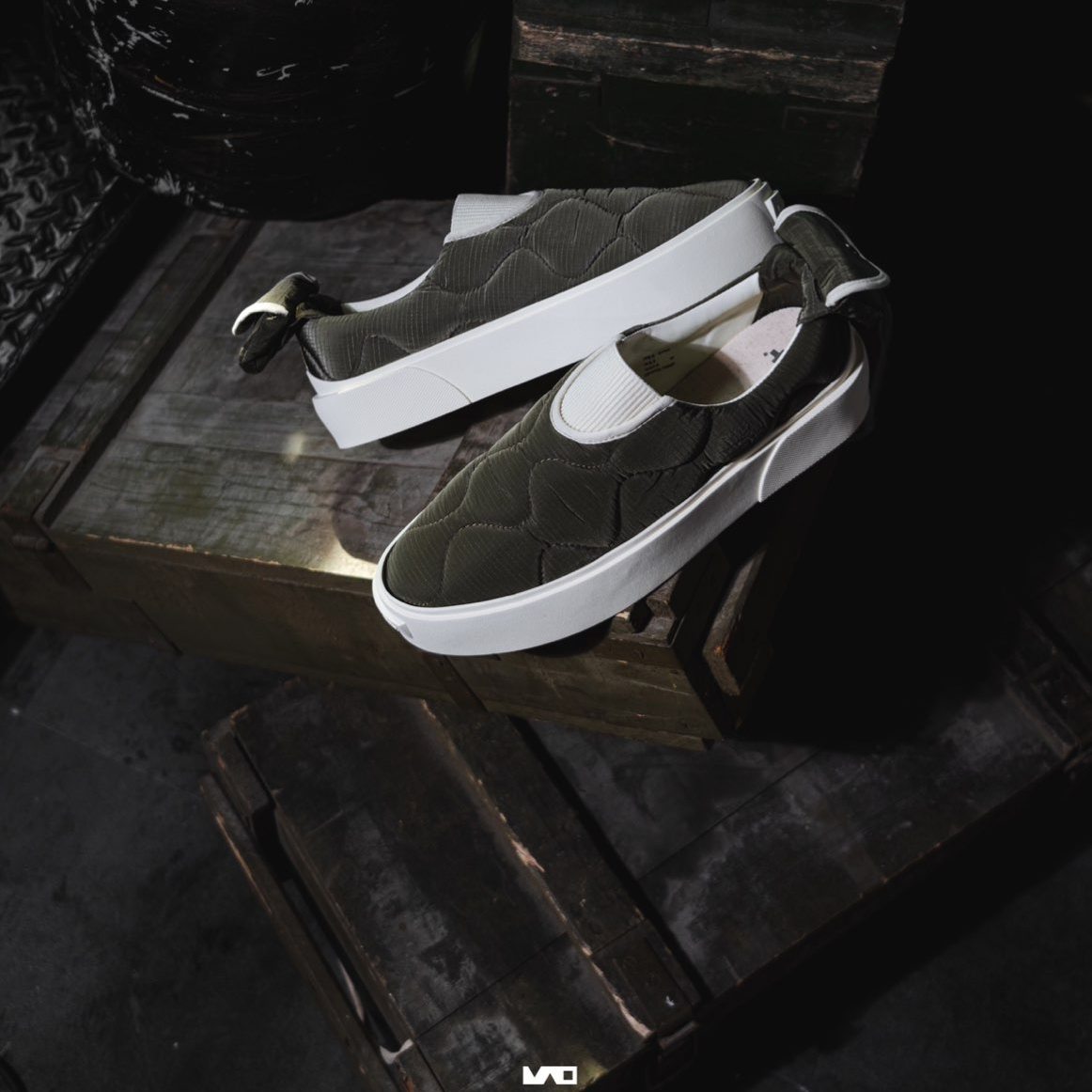 EQLZ低帮舒适百搭休闲板鞋