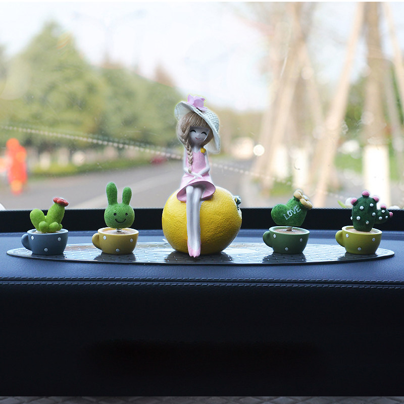 小车前台摆件网红车载好物车上的小配件车饰品放车上的现代轻奢