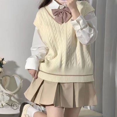 学院风V领时尚百搭宽松针织马甲