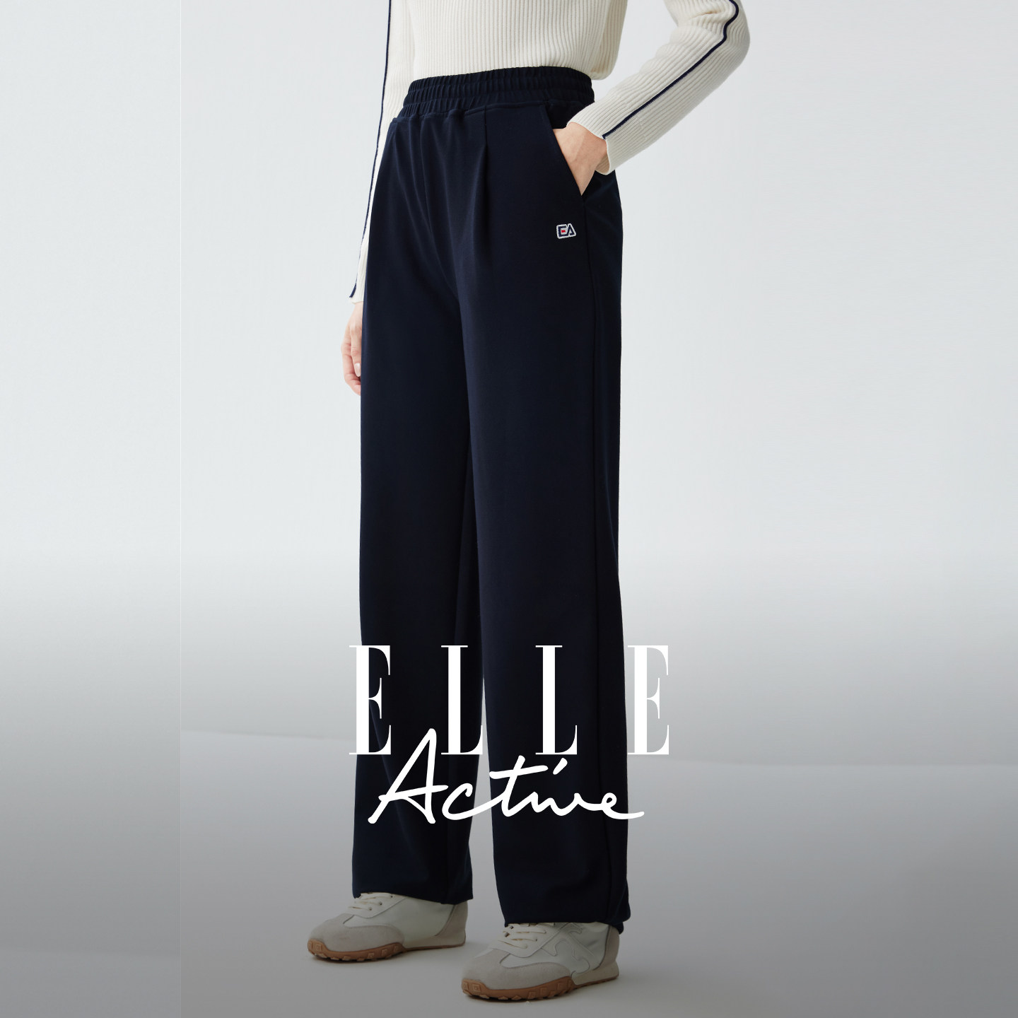 ELLE Active灵动百搭酒红色运动长裤户外休闲窄版直筒阔腿裤女