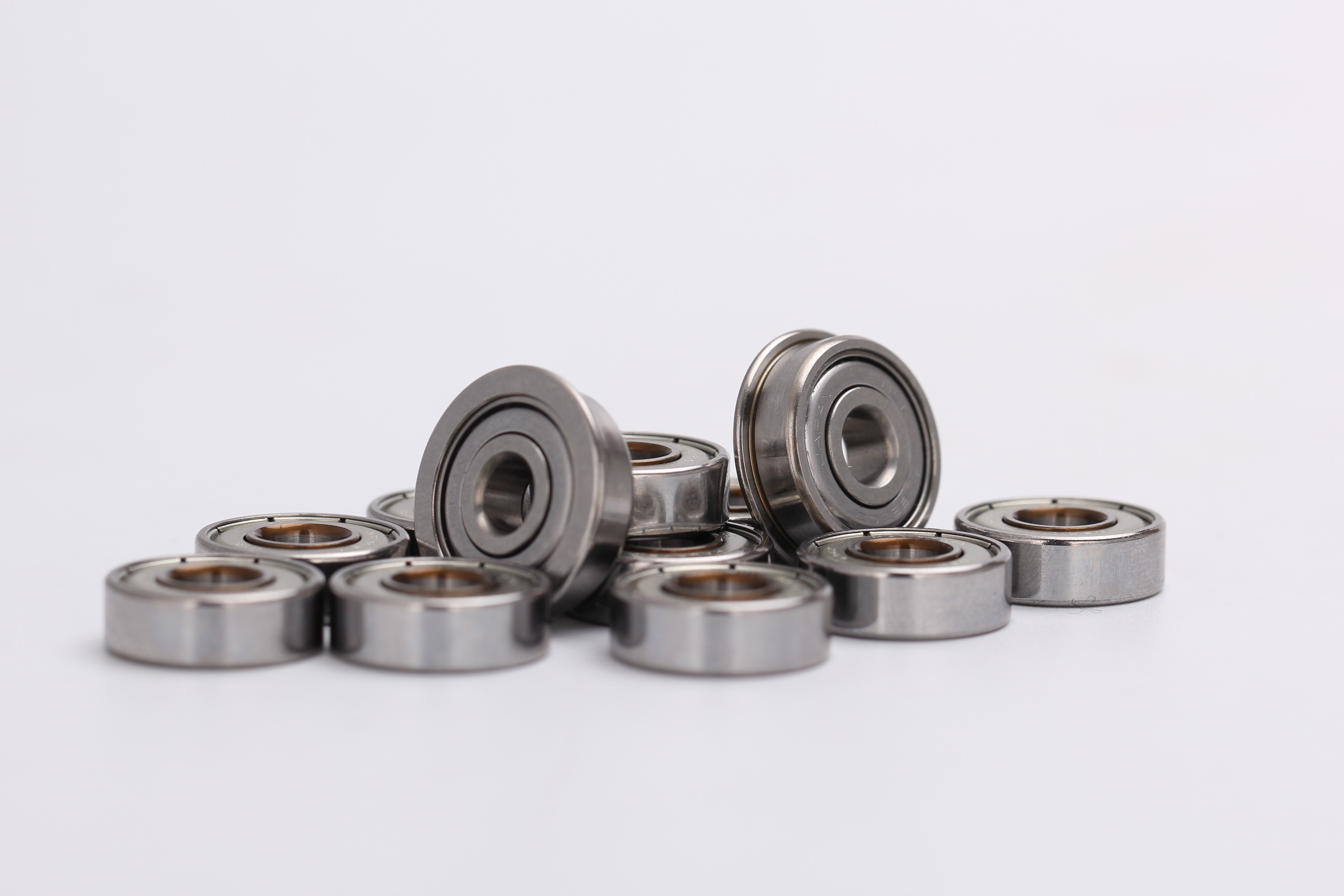 日本NSK轴承F 692 693 694 695 696 697 698 699ZZ高速电机轴承