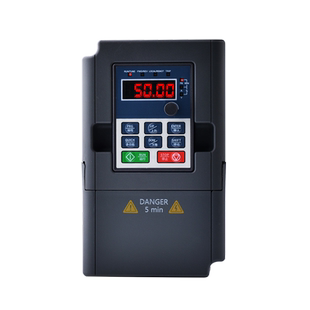 蓝腾三相变频器380V0.75/1.5/2.2/4KW单相220V风机水泵电机调速器