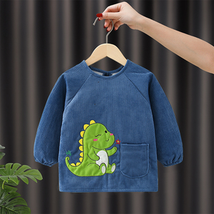 宝宝罩衣婴儿饭兜儿童围裙男宝防水防脏秋冬吃饭围兜反穿护衣饭兜