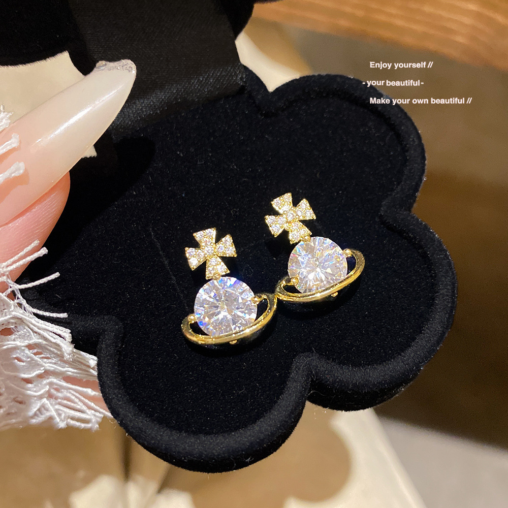 新款星球锆石耳钉女韩版甜酷气质耳环925银针超闪高级感轻奢耳饰